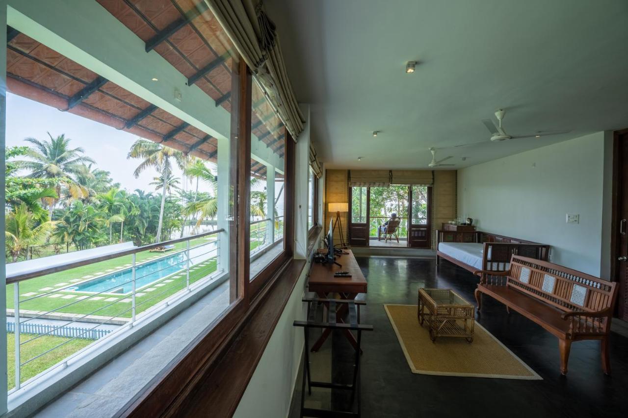 Ama Stays & Trails, Pathiramanal Villa Alappuzha Ngoại thất bức ảnh